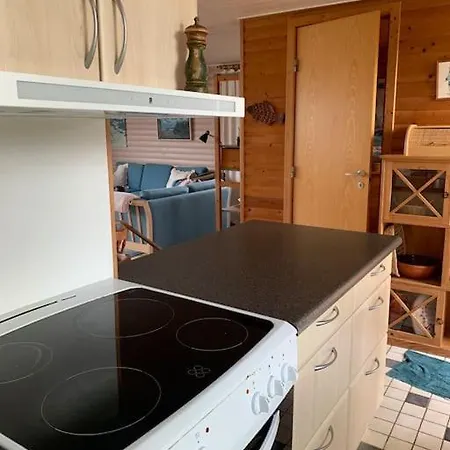 Bo I Vandkanten Pa Avernako * Fåborg