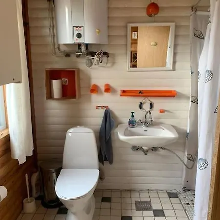 Bo I Vandkanten Pa Avernako بيت للعطل فابورغ