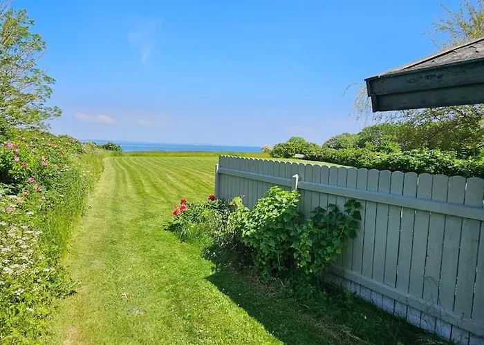 Σπίτι διακοπών Bo I Vandkanten Pa Avernako